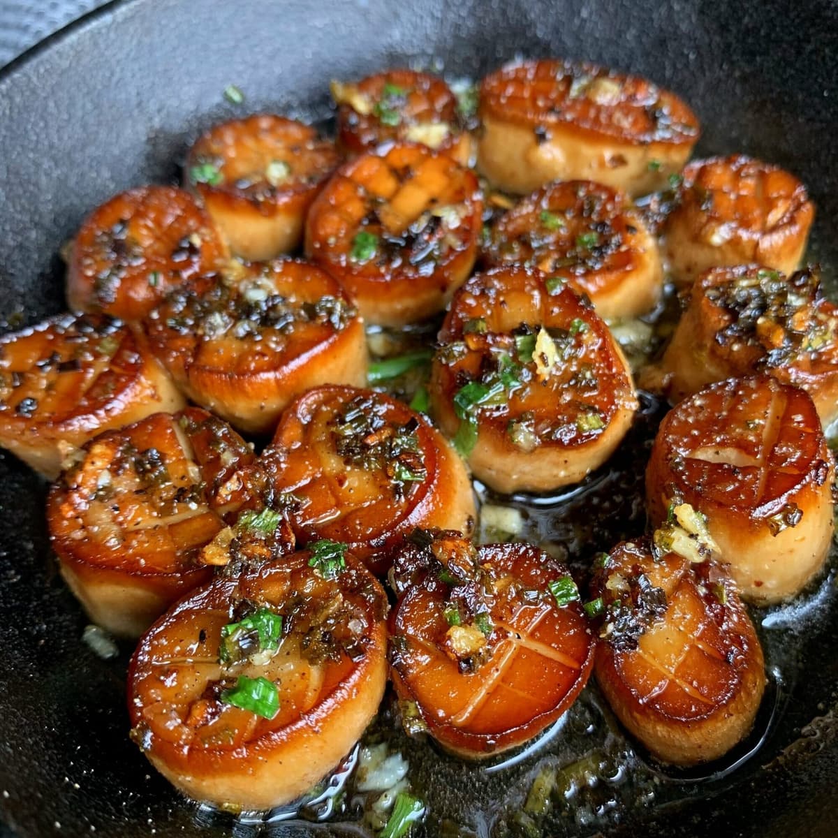 King Oyster Scallops with lemon and garlic
